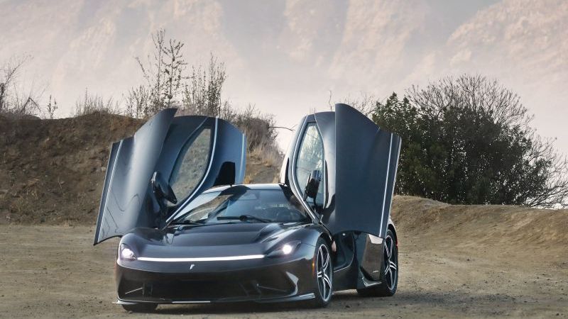 Pininfarina Battista met opvallende portieren