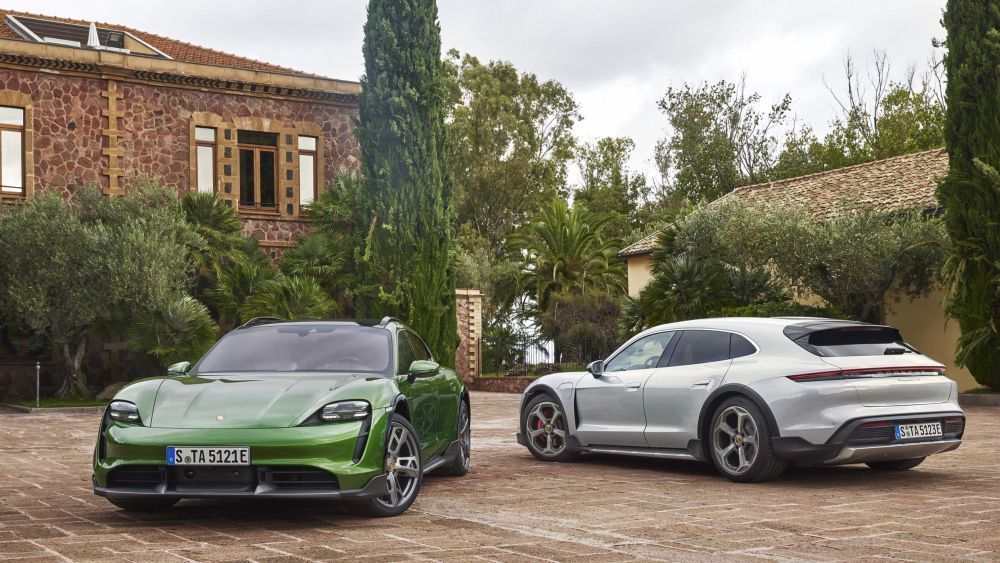Porsche Taycan Turismo 2 exemplaren