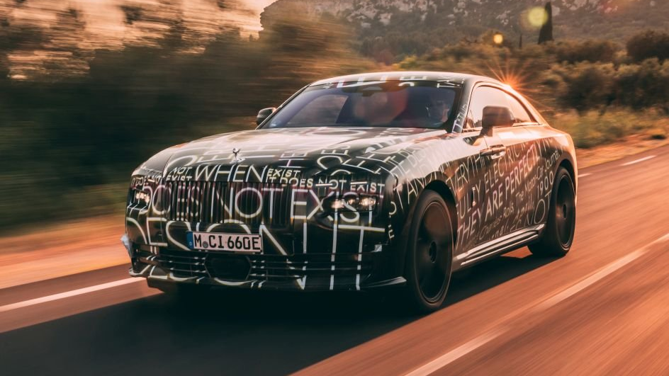 Rolls Royce Spectre voorkant