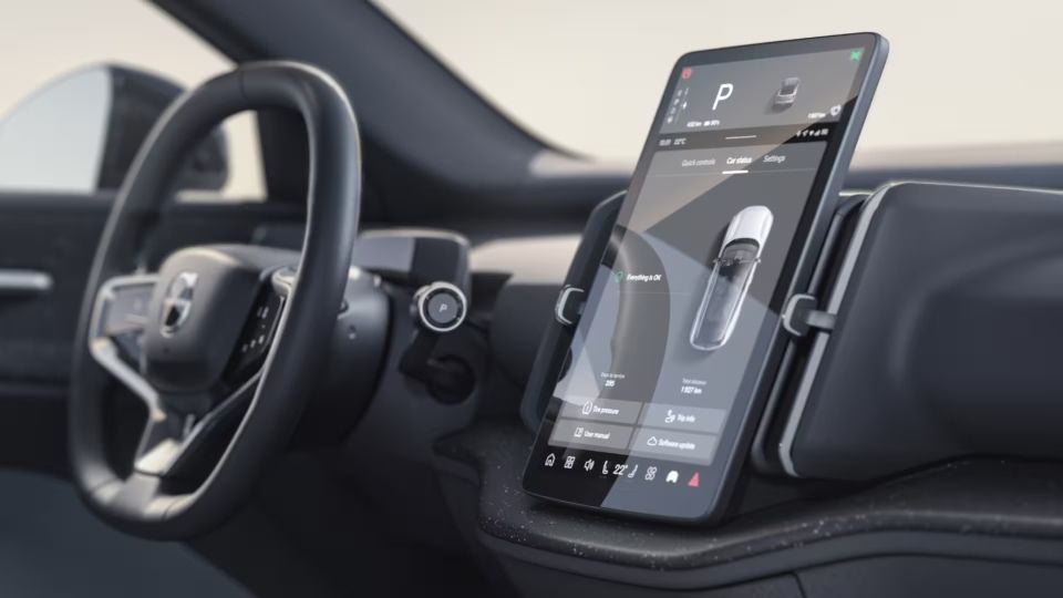 Volvo EX30 dashboard
