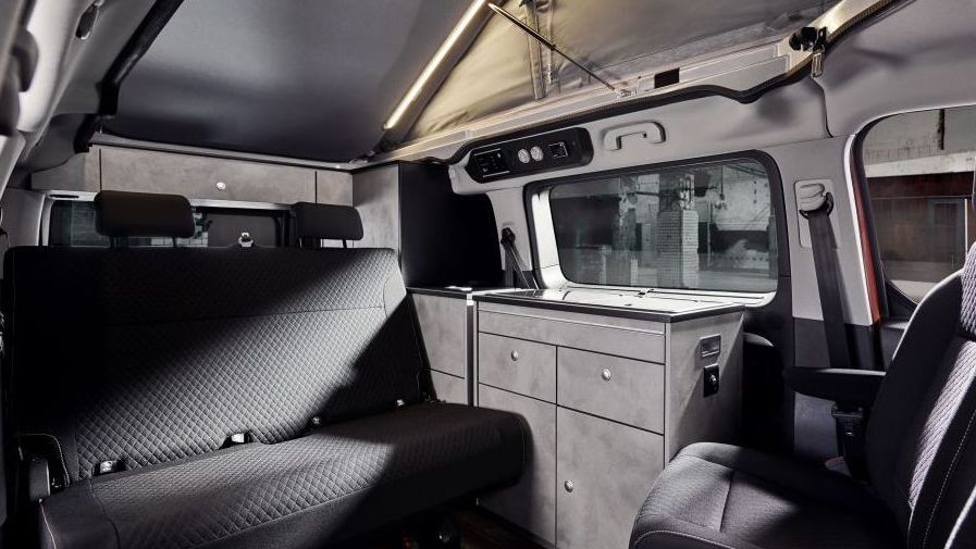 Opel Zafira e-Life Crosscamp Flex interieur achterin