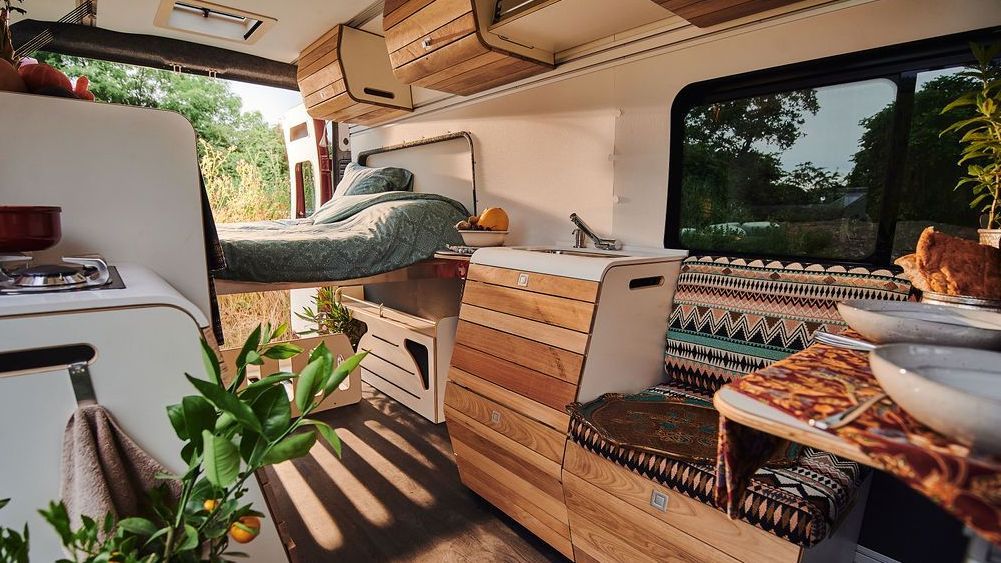 Interieur van een elektrische bestelbus VAN-Jorn