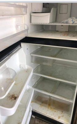 Before Refrigerator Cleaning – Orem, UT – Vidal Cleaning Services