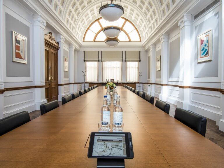 Central Court Lounge