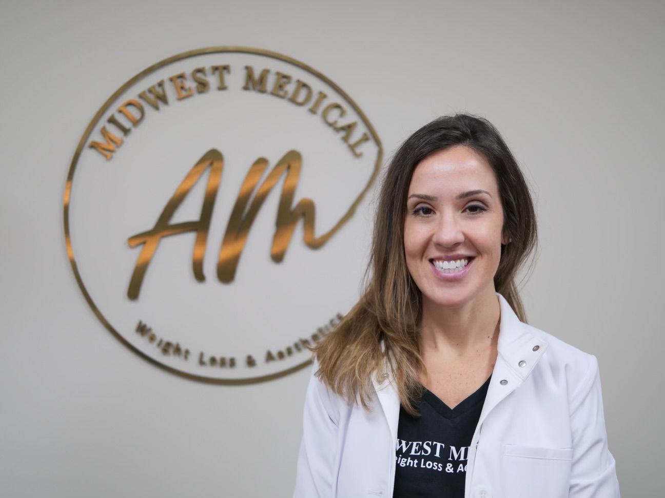 Angela Dugo-Munizzi — Orland Park, IL — Midwest Medical Weight Loss & Aesthetics
