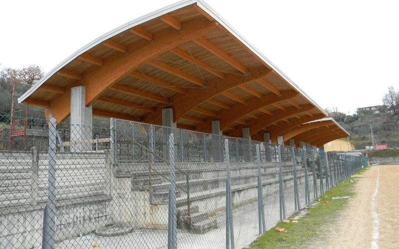 copertura per posti a sedere in campo da calcio