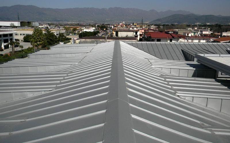 copertura in lamiera per magazzino