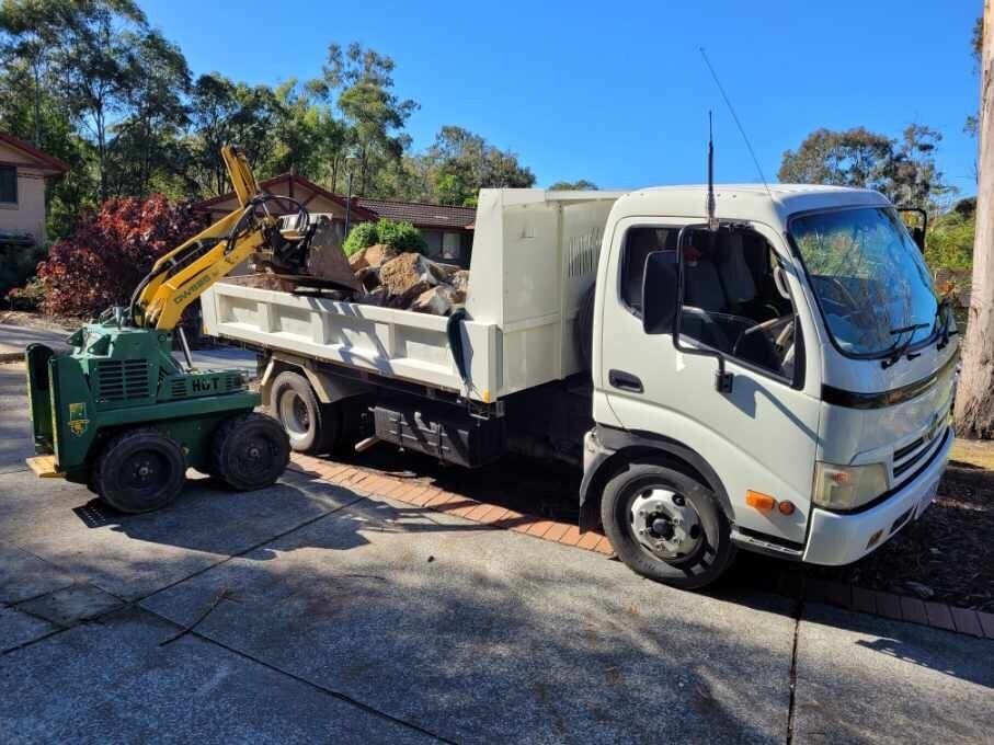 4 ton payload tipper truck