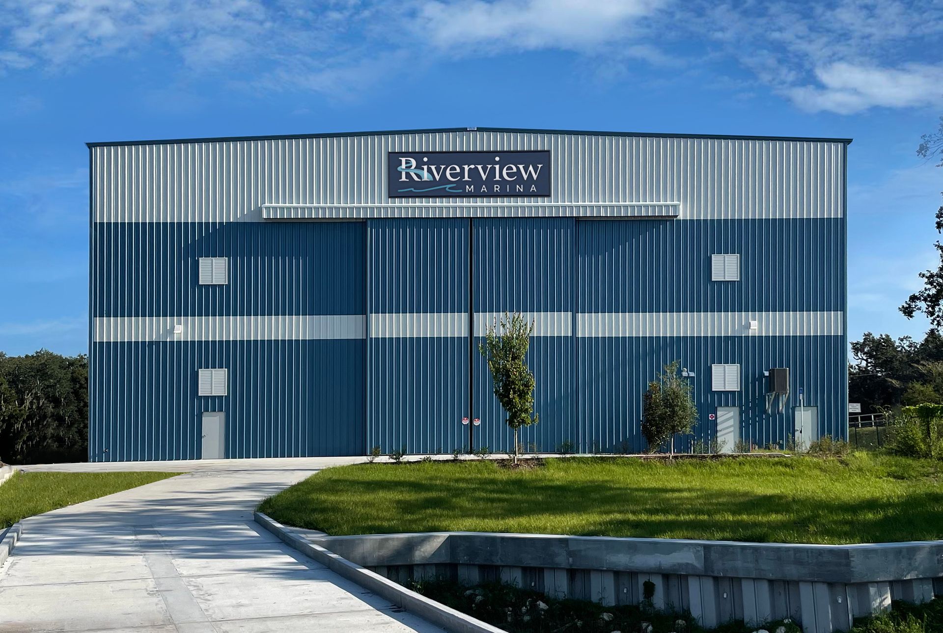 A large building with the word riverview on it at Riverview Marina