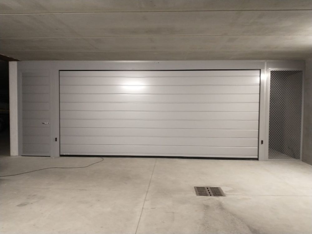 produzione e vendita porte per garage