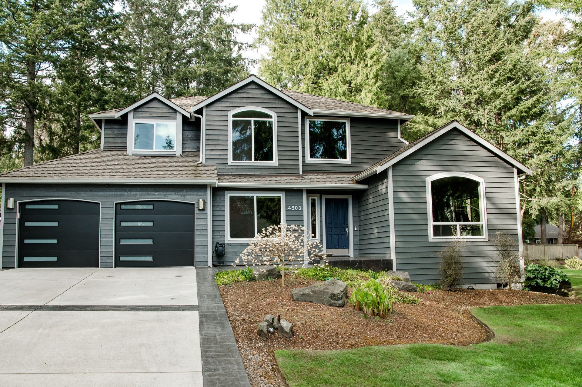 House Siding — Gig Harbor, WA — Harbor Quality Painting, LLC House Siding — Gig Harbor, WA — Harbor Quality Painting, LLC