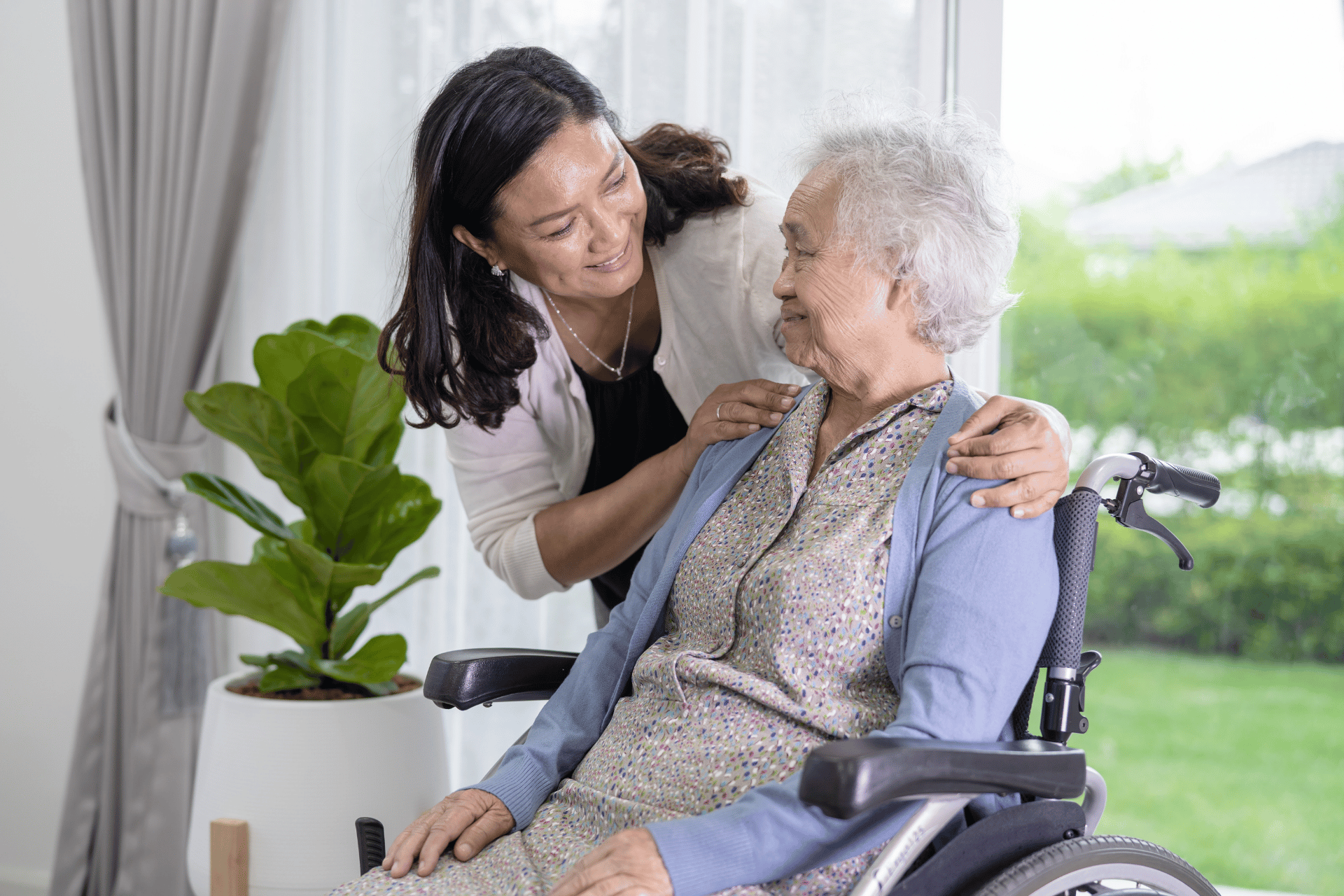 Connecticut family supporting an aging loved one with long-term care planning at home