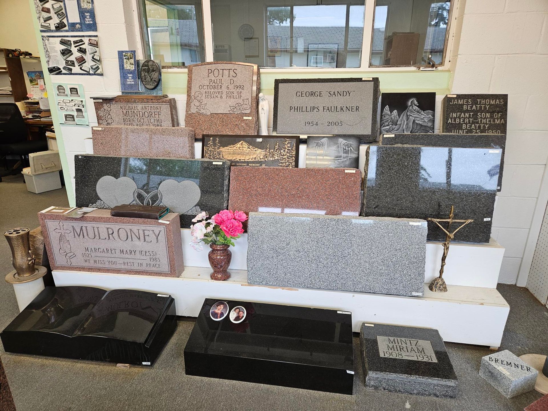 lons-memorials-gallery-image
