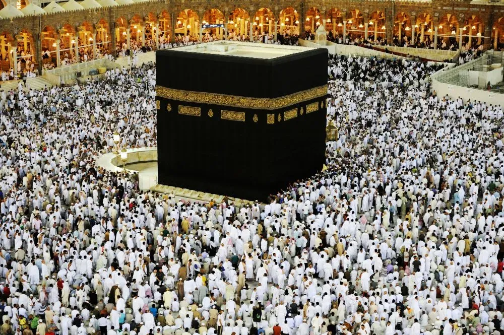 Hajj 2027 pilgrims performing Tawaf around the Kaaba