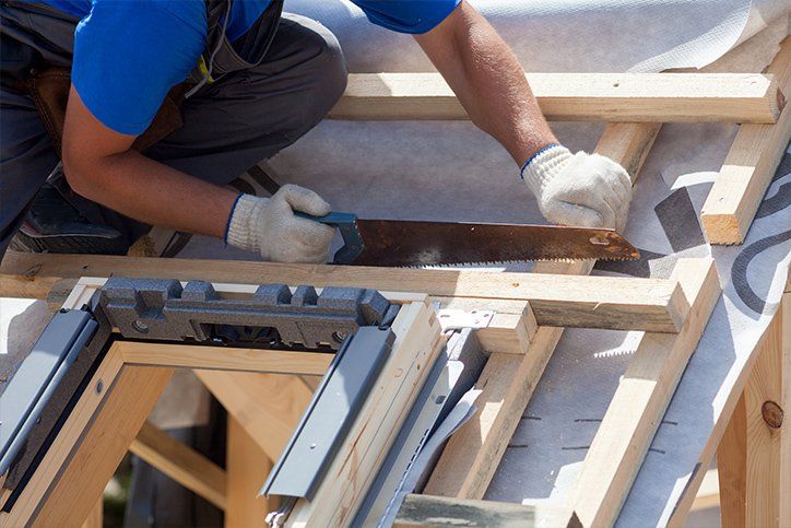 Roof Repair — Builder Worker  in Virginia Beach, VA