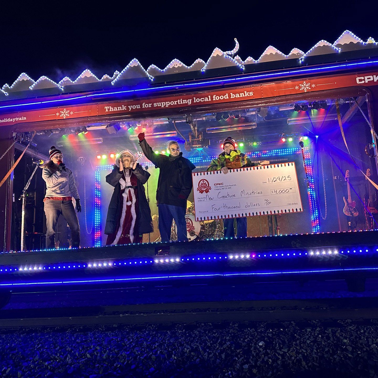 Shawn Wright waves to spectators