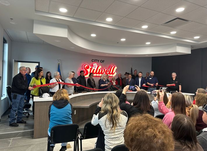 Photo of Stilwell new city hall ribbon cutting ceremony in spring, 2024