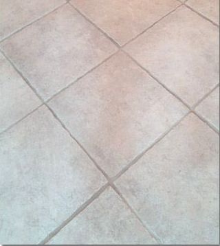 https://lirp.cdn-website.com/bf4368b2/dms3rep/multi/opt/tile_and_grout_cleaning-before-after--281-29-7fbb606b-640w.jpg
