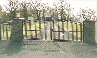 Iron gate — Fence Contractors & Builders in Springfield, OR