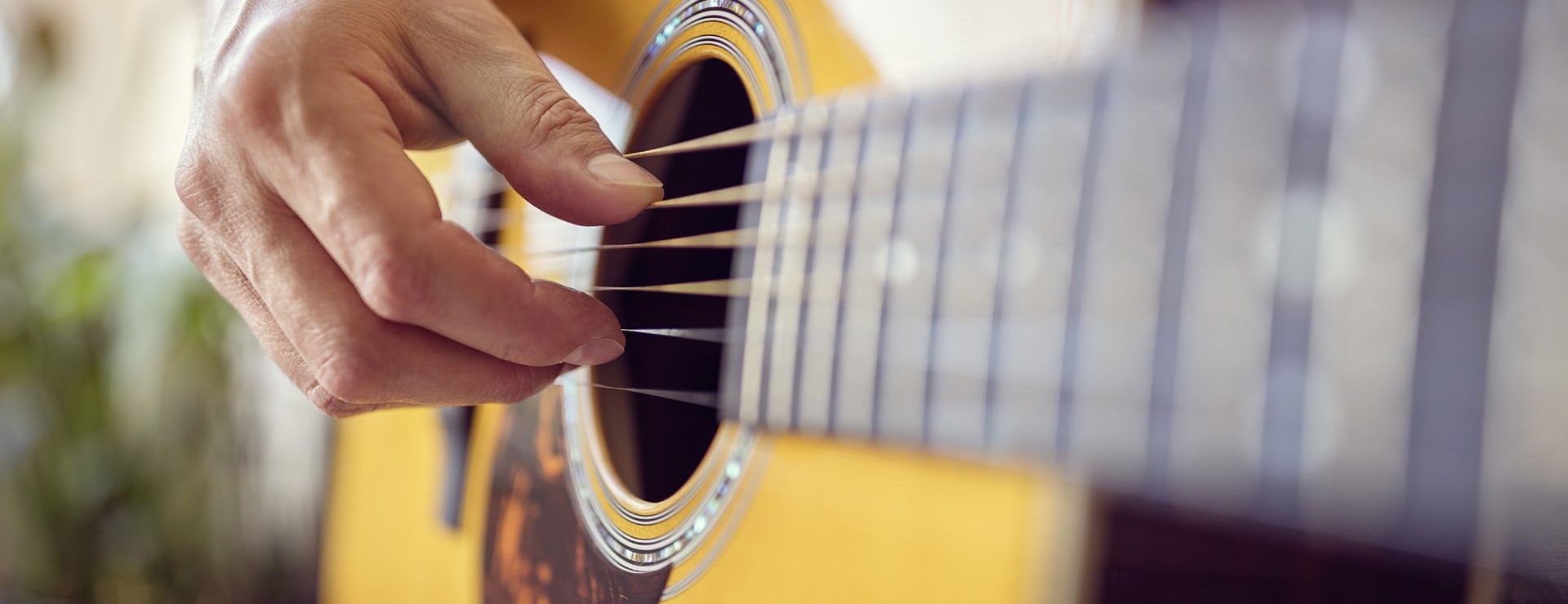 Best Acoustic Guitar Brands