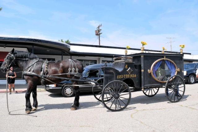 hearse carriage