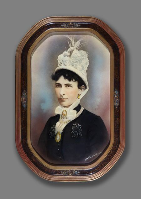 Framing — Framing gallery photo frame domes in Cairns QLD