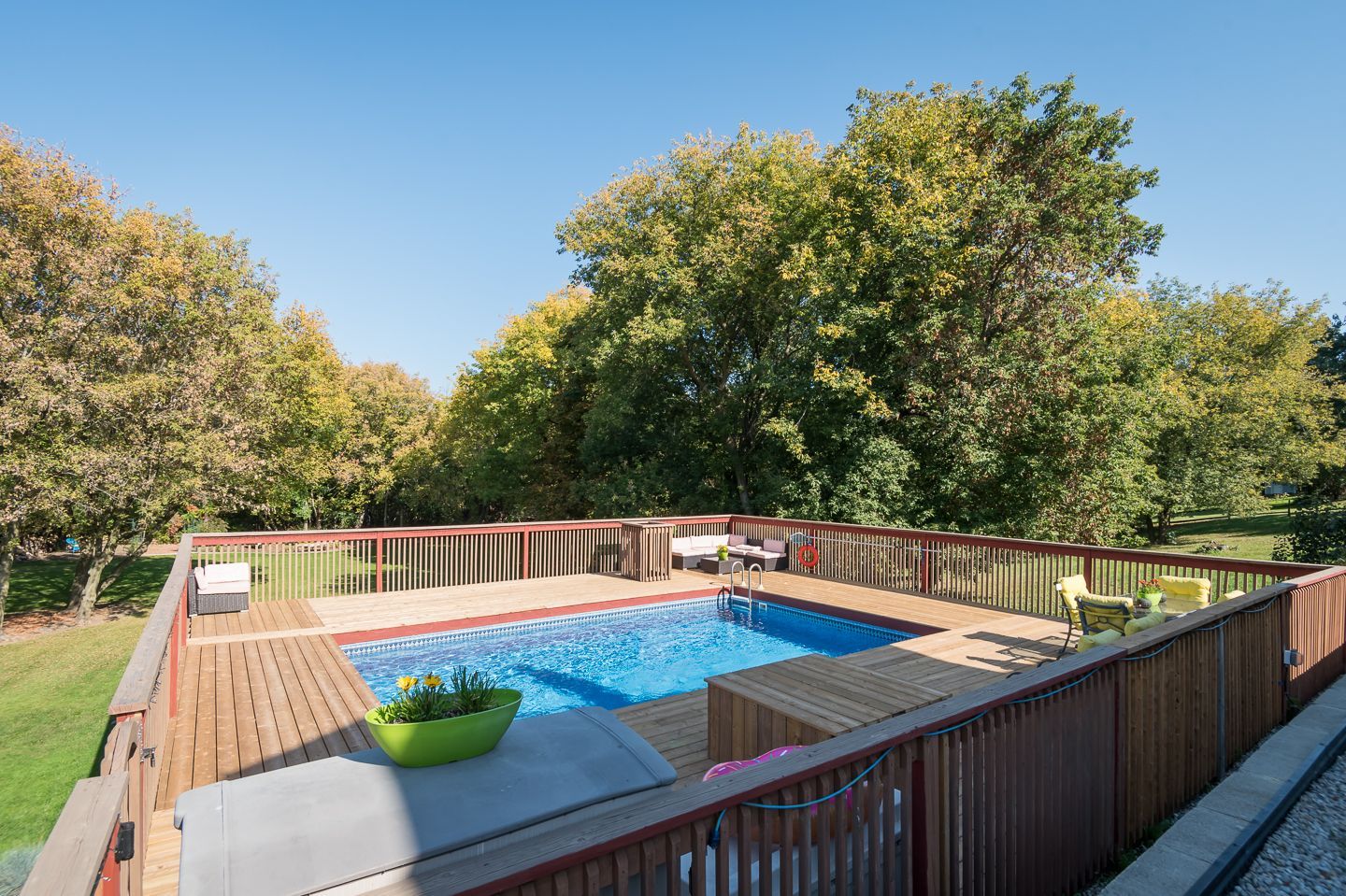 99 Tremaine Road Milton, Ontario outdoor pool view