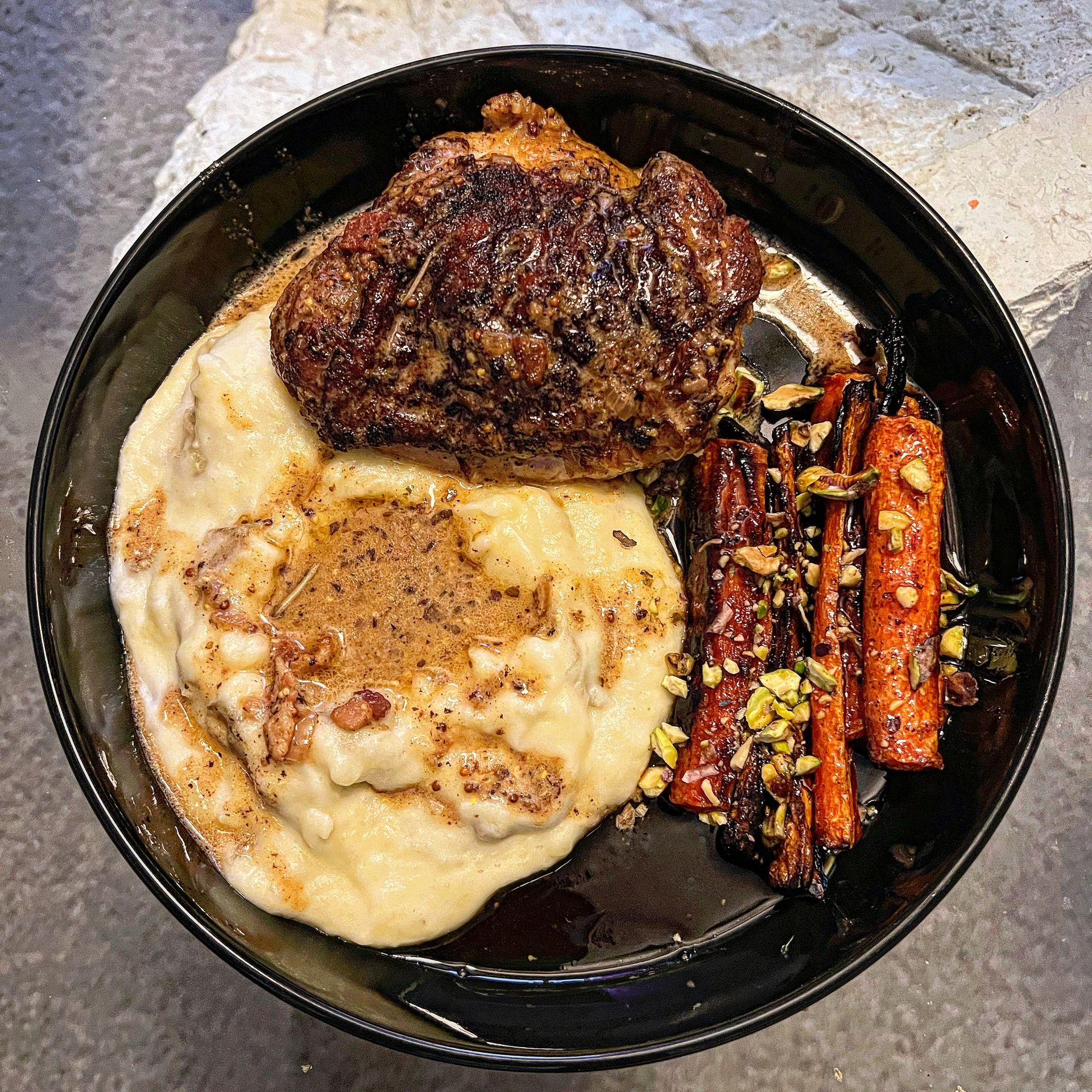 Elegant chef service by A Woman’s Touch for romantic evening in NC