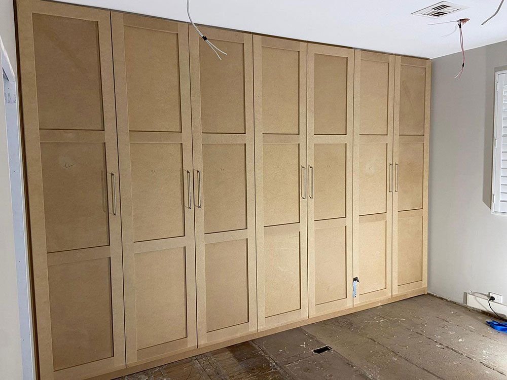 Wardrobe seven doors