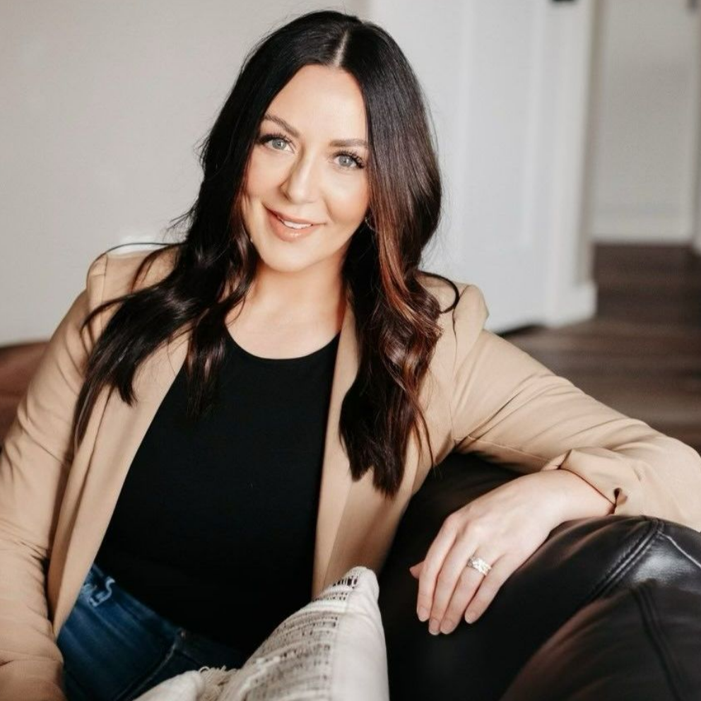 Collen Ellefson — Buffalo, MN — Natural Roots Salon Lacy Reichel — Buffalo, MN — Natural Roots Salon