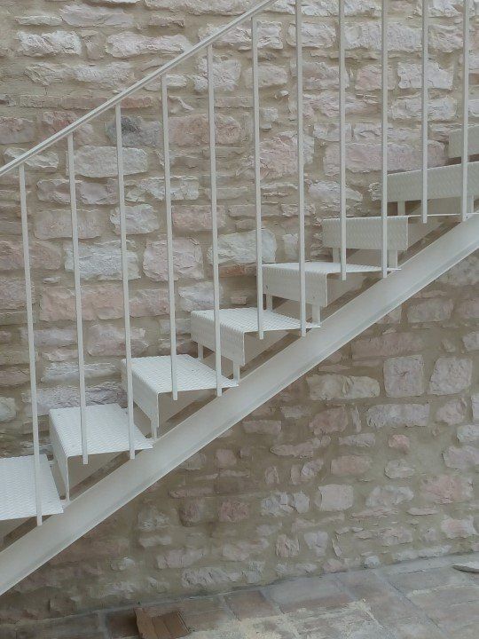 grata di sicurezza in ferro laccata bianca