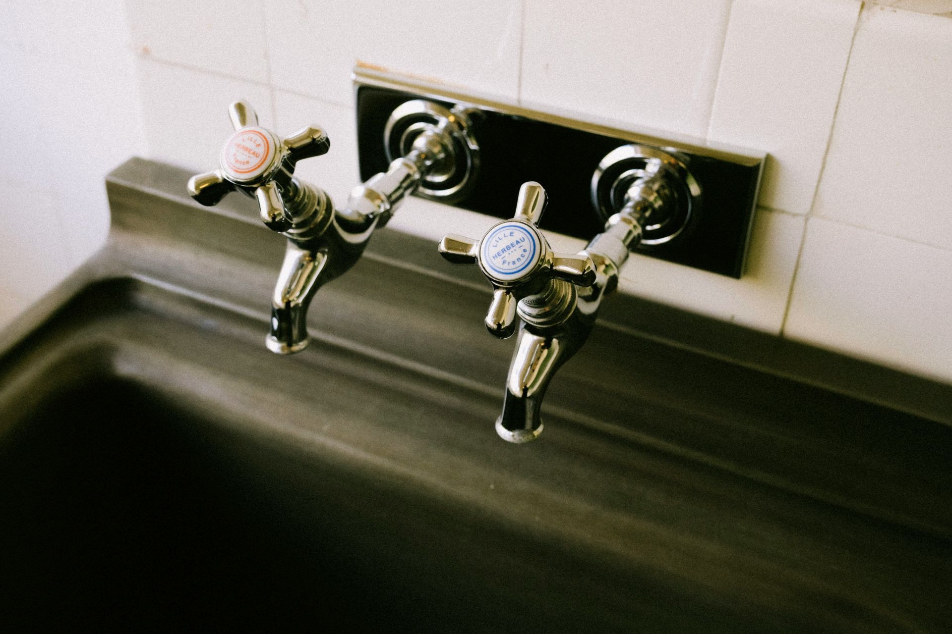 Chrome Faucets — DSR Plumbing Pty Ltd in Ashtonfield, NSW