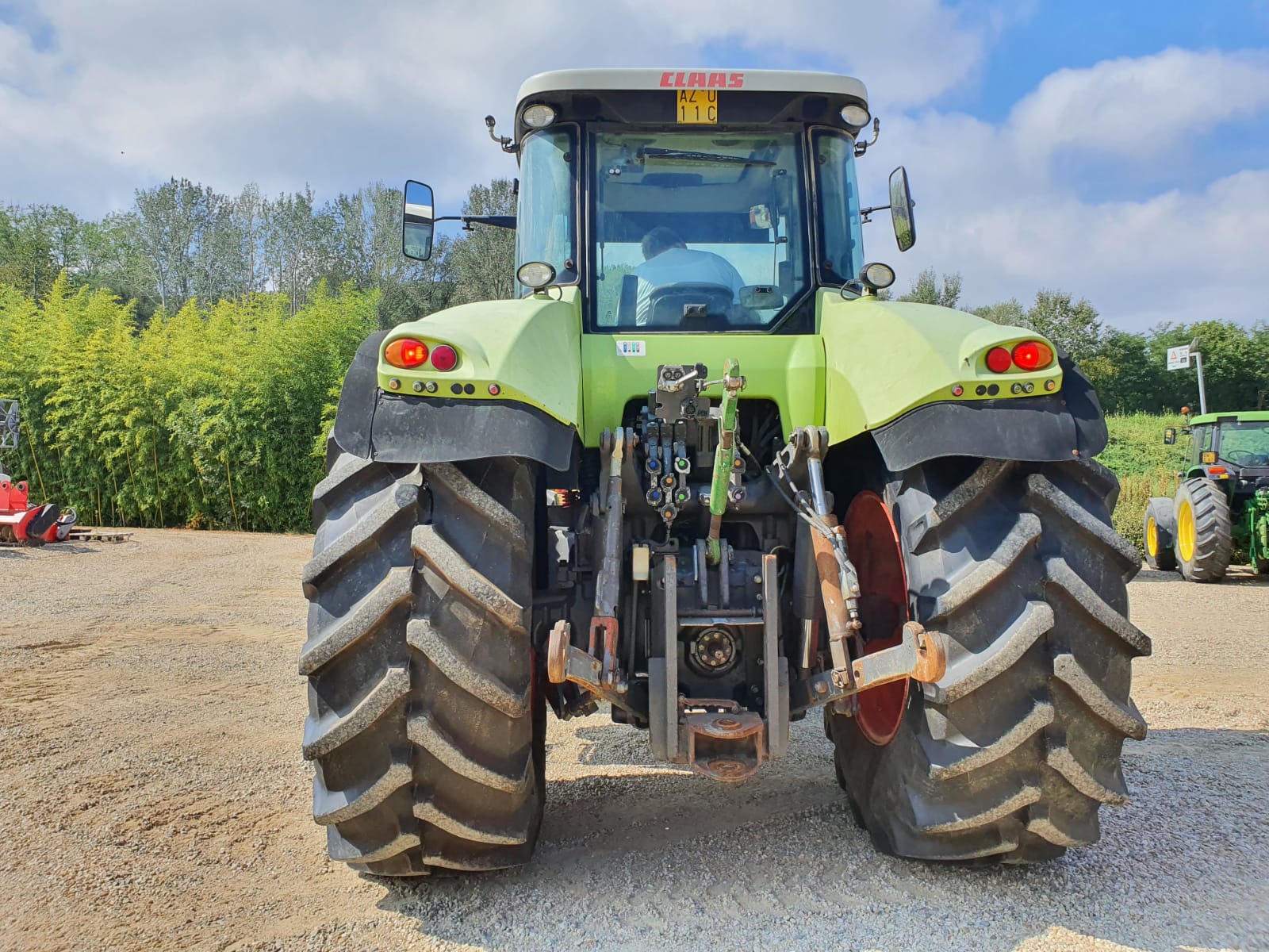 TRATTORE AGRICOLO CLASS AXION 810