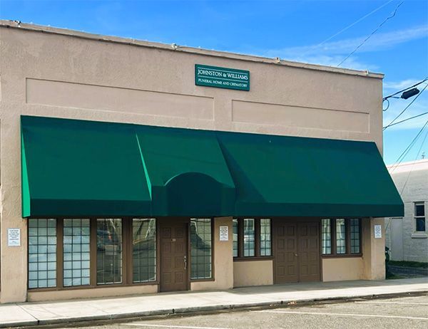 Exterior view of Johnston & Williams Funeral Home and Crematory Cle Elum Location