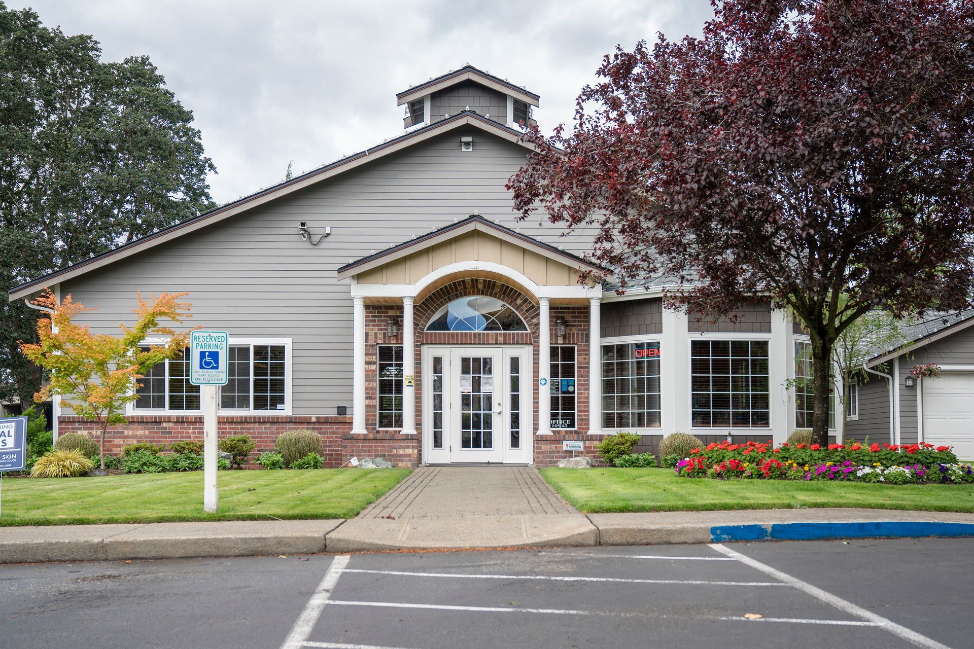 exterior photo of property