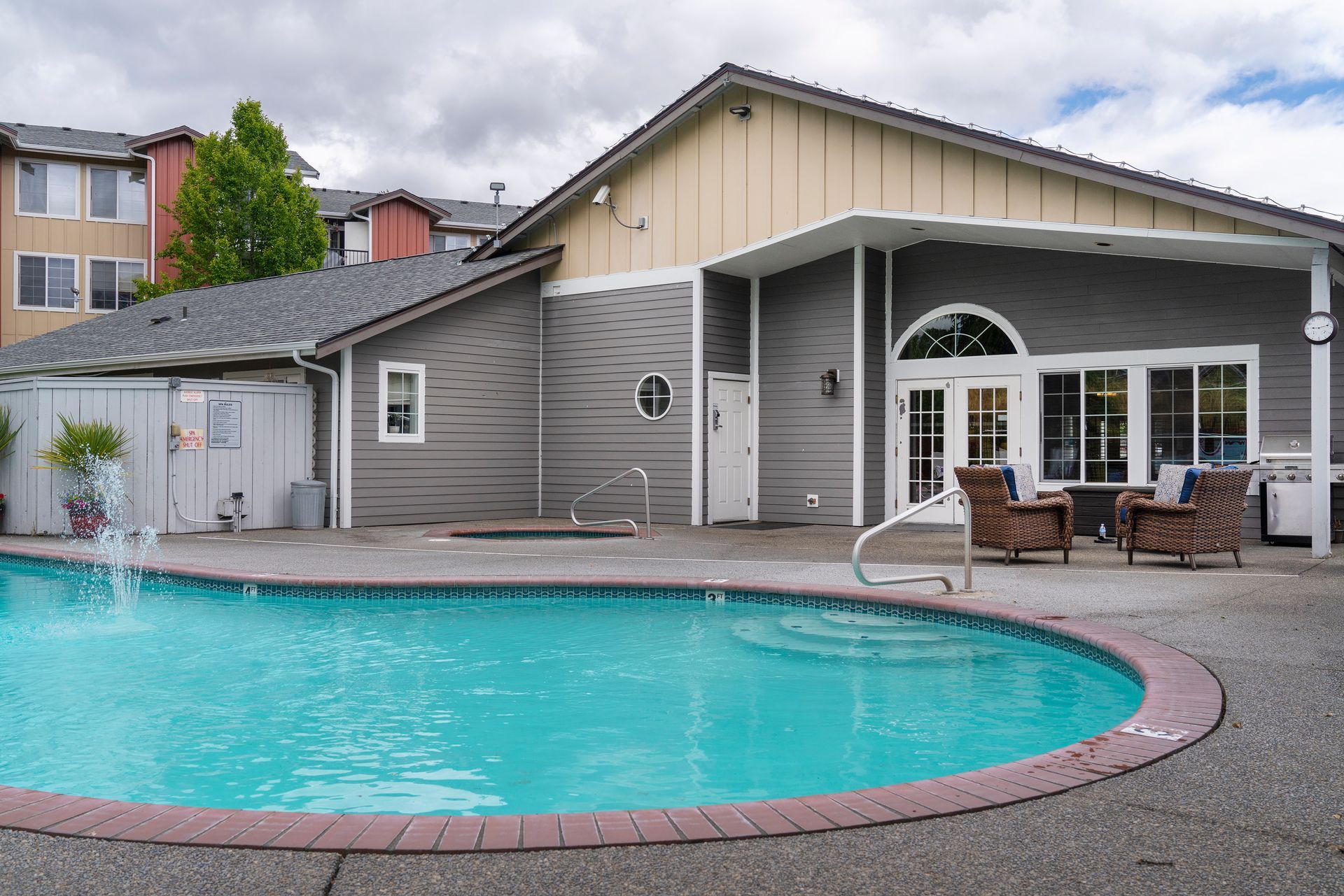 exterior photo of property