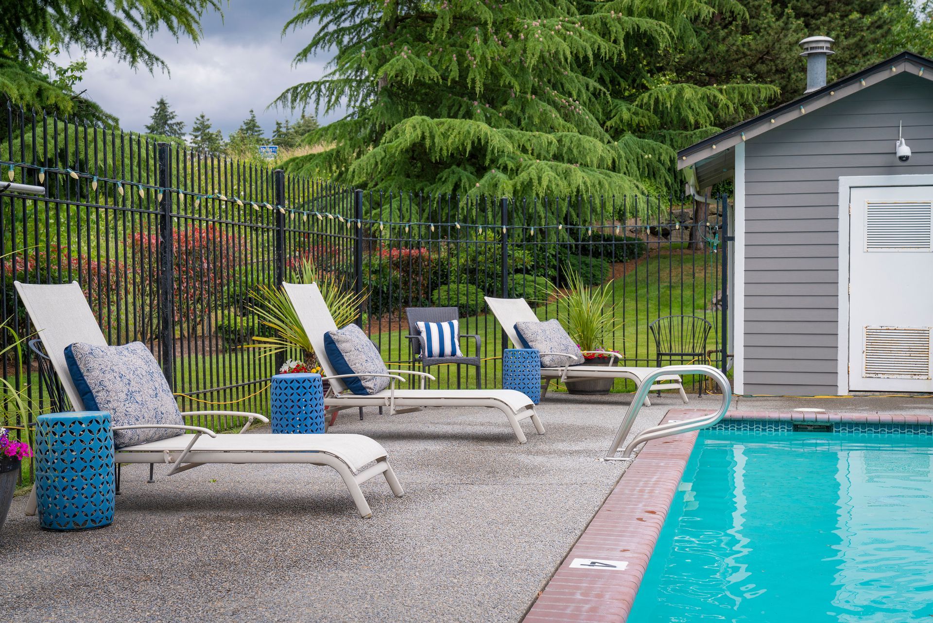 exterior photo of property