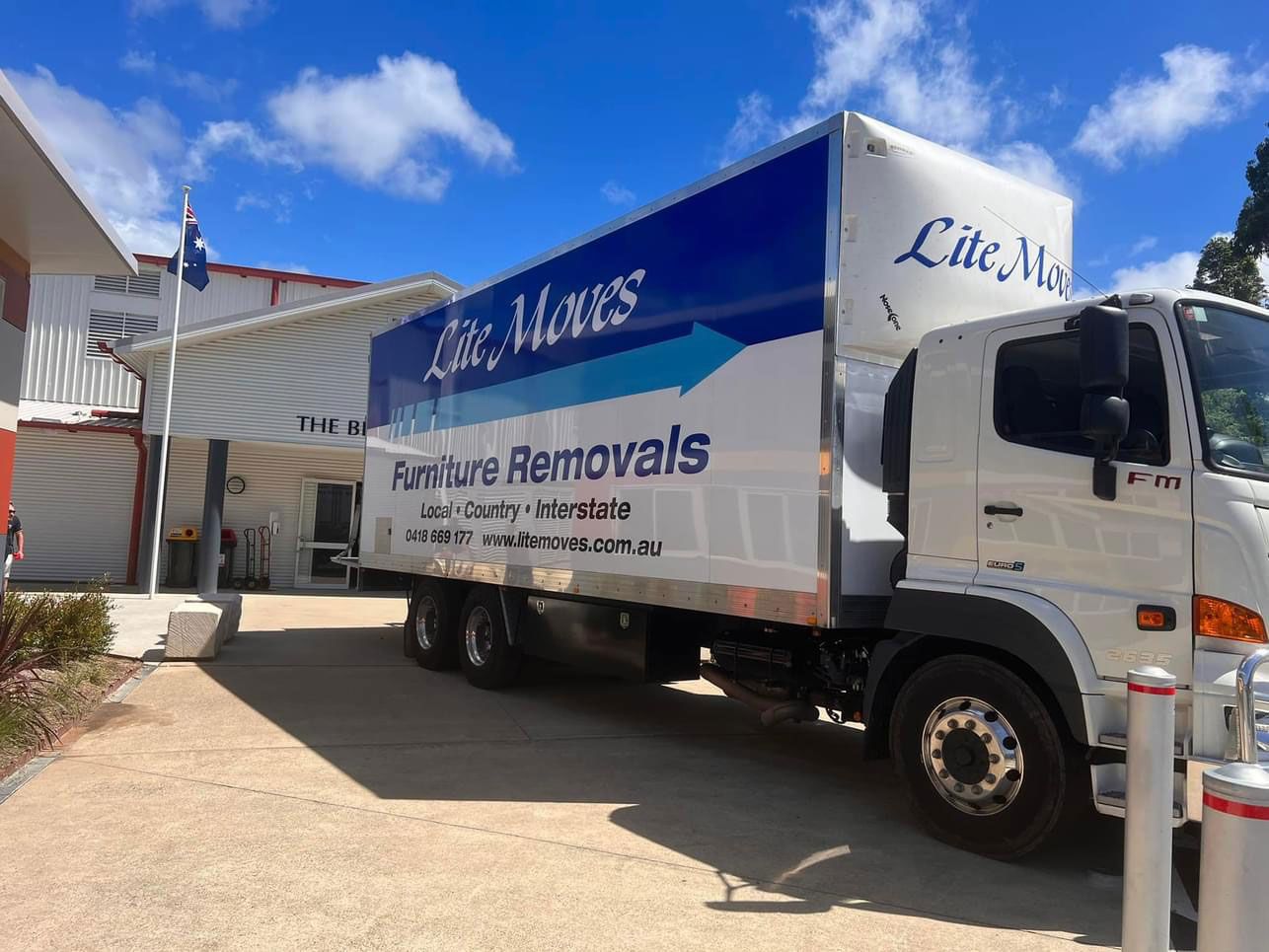 Lite Moves Furniture Removals Moving Truck
