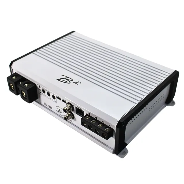 Wzmacniacz monoblokowy klasy D o mocy 2000 W RMS i impedancji 1 Ohm z regulacją basów RAGE-2000