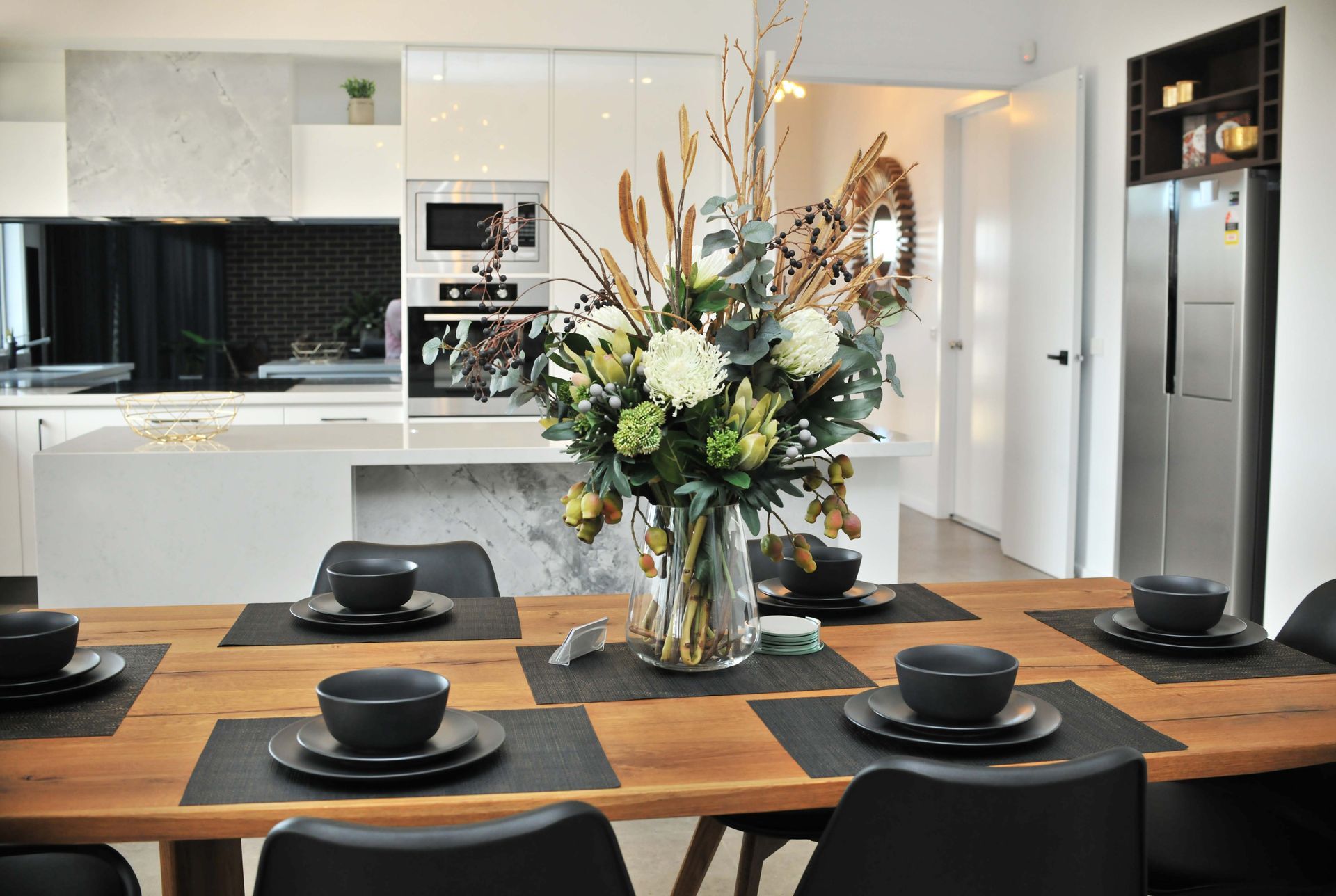Elegant Kitchen — Shepparton VIC — KitchenWise