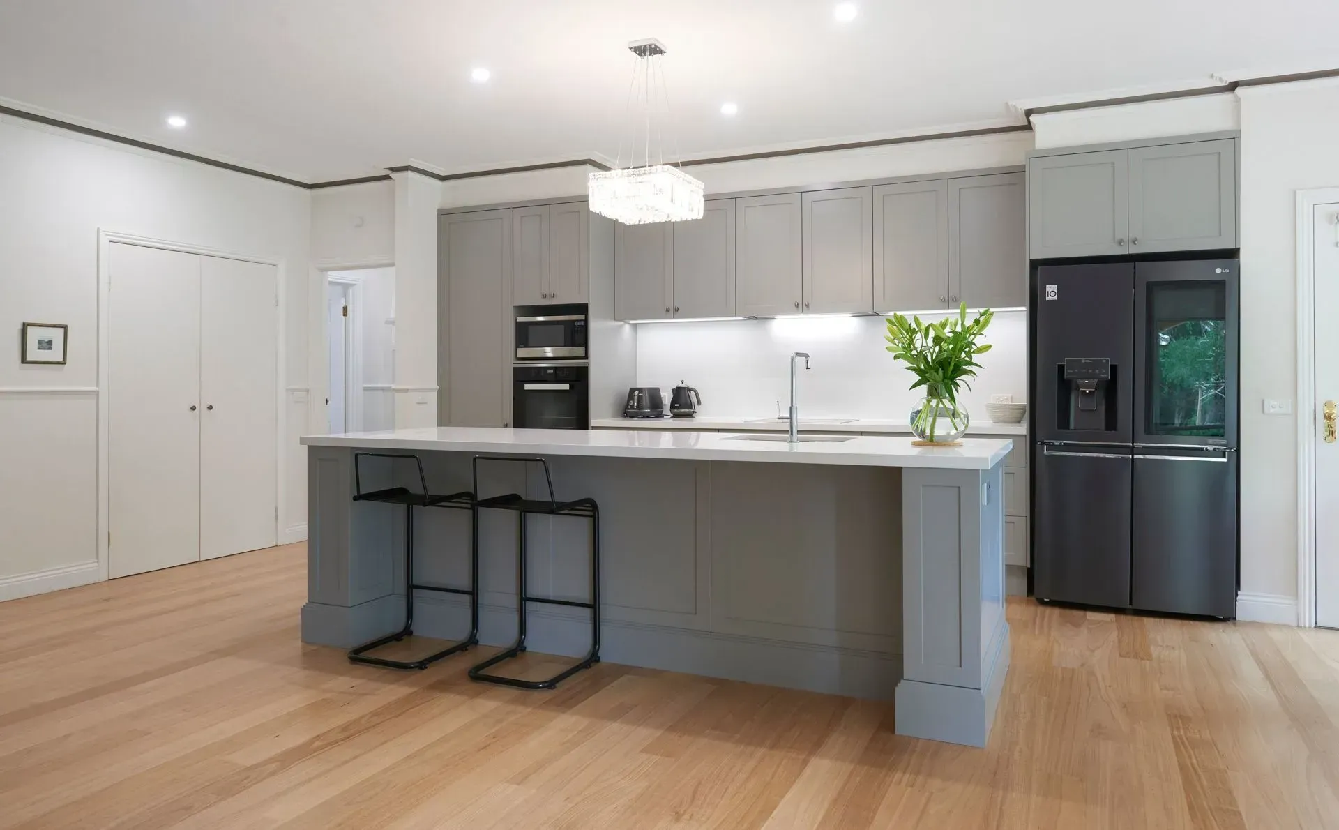 Hamptons Style Kitchen — Shepparton VIC — KitchenWise