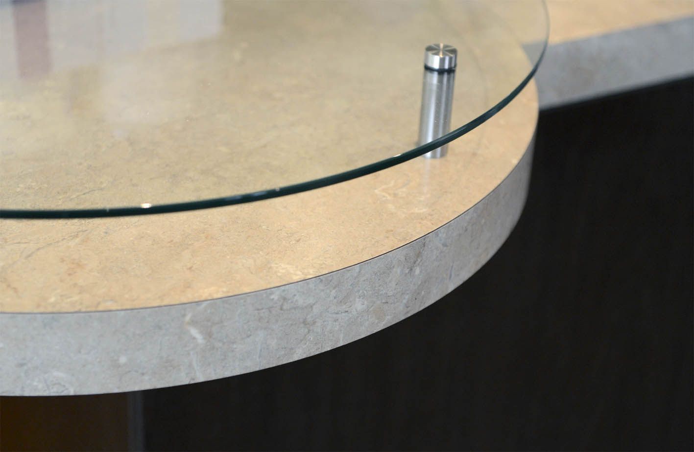 Wellsprings Glass Close-Up — Shepparton VIC — KitchenWise