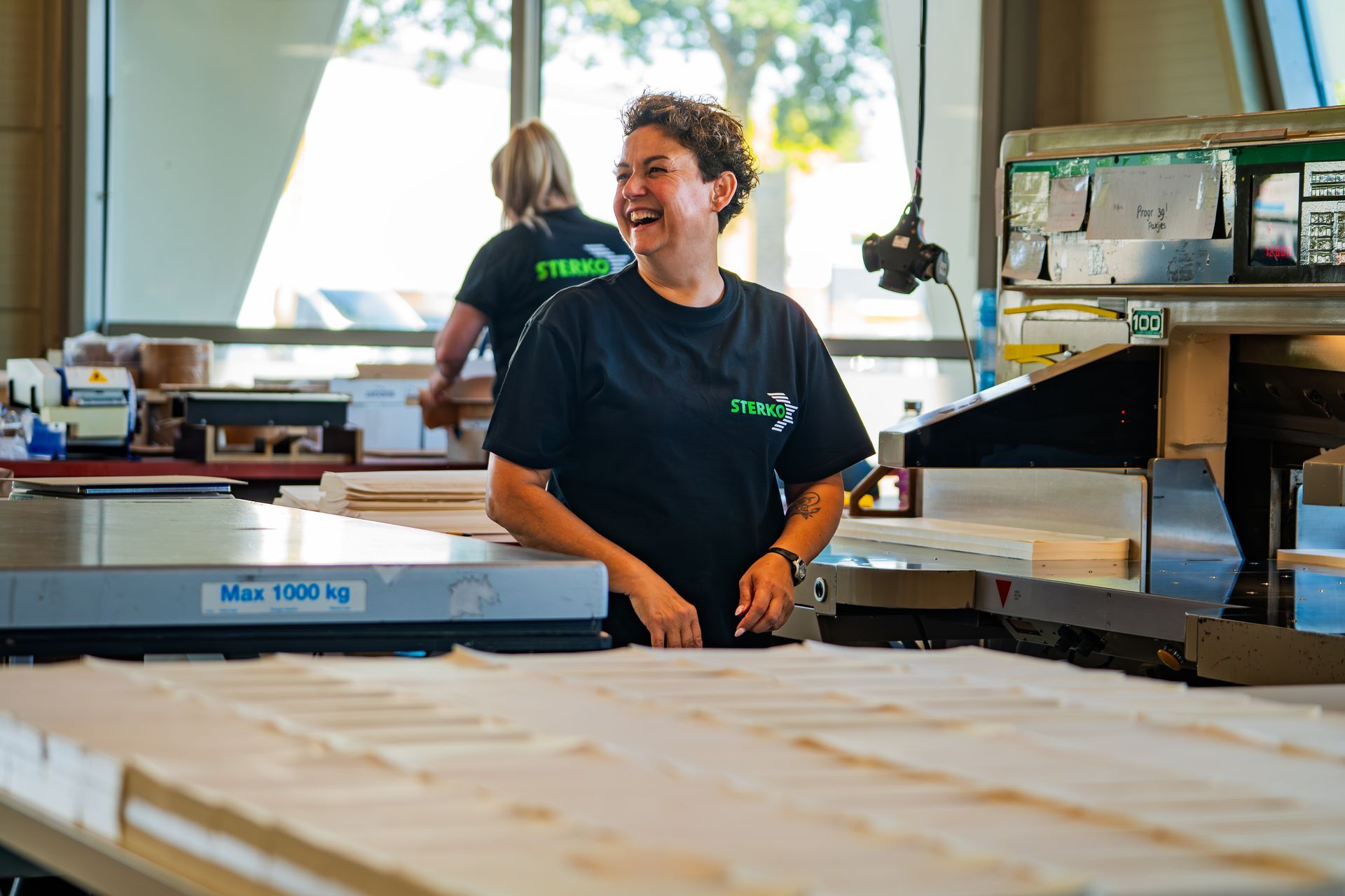 Medewerkers aan het werk bij Sterko BV