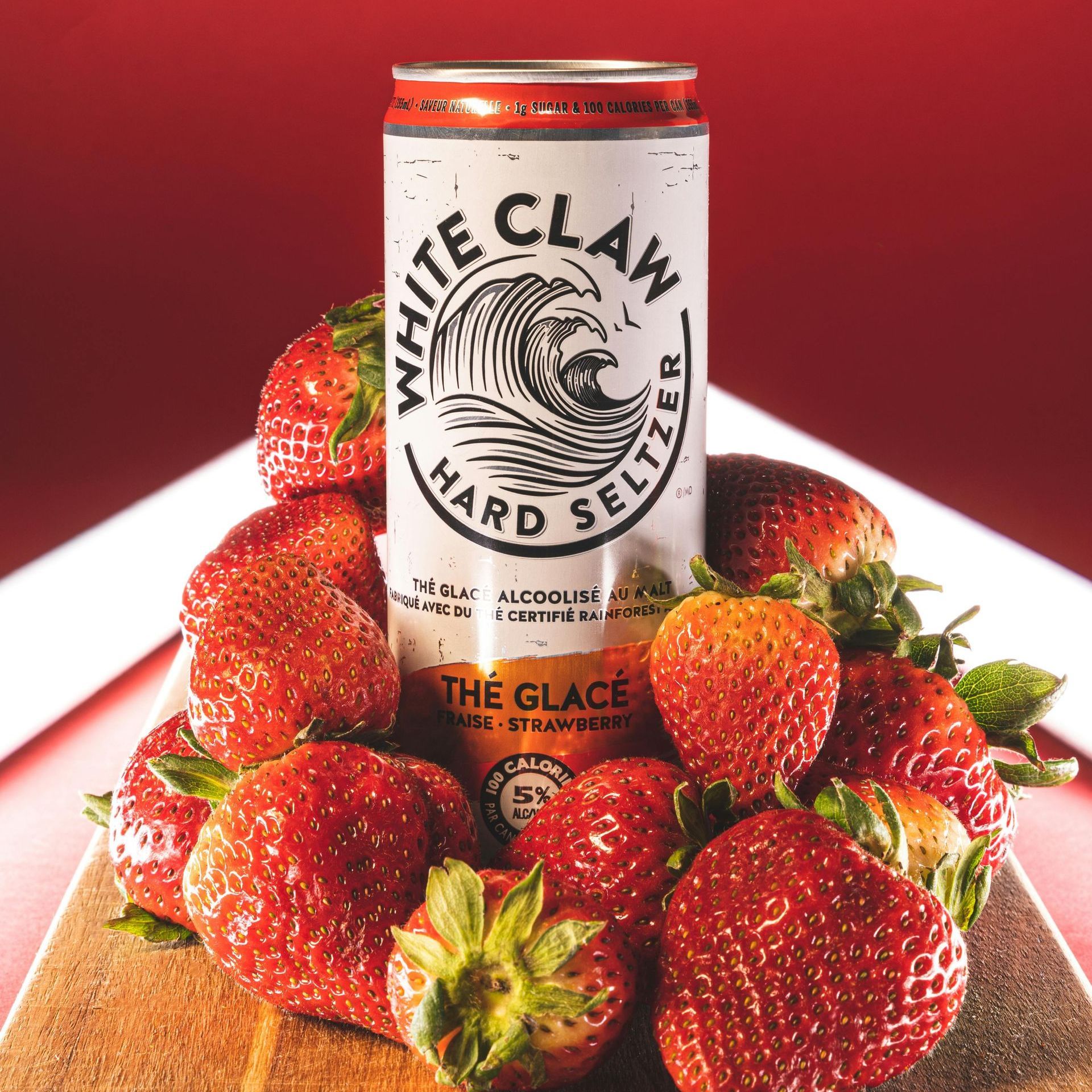 White Claw Can