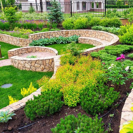 Beautiful Garden With Landscaping Design