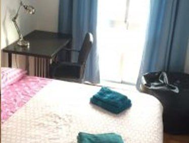 Contumil Home Porto Erasmus Rooms