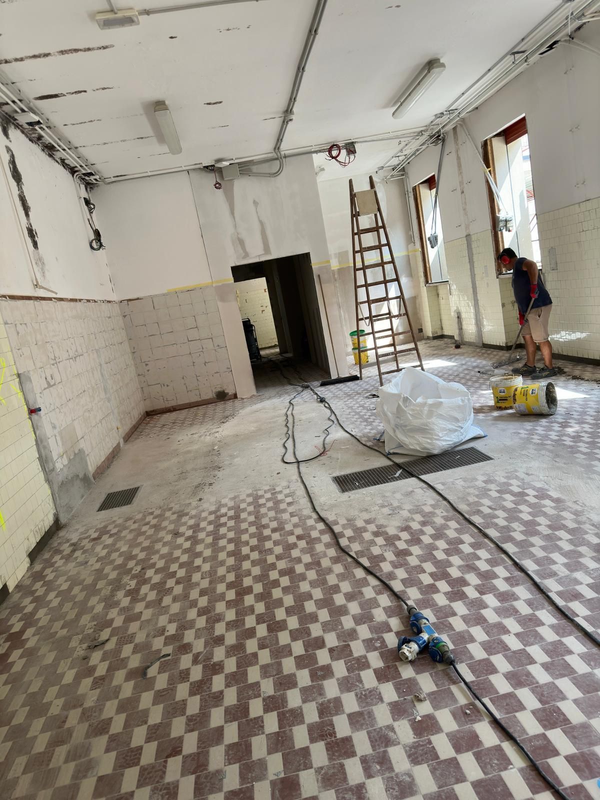 con resina -rivestimenti