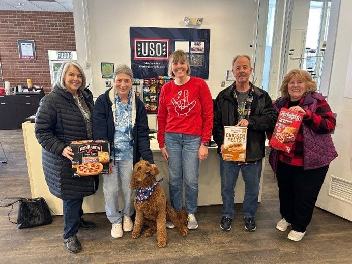 Arlington-Fairfax Elks Support USO at Reagan National Airport and Ft Myer