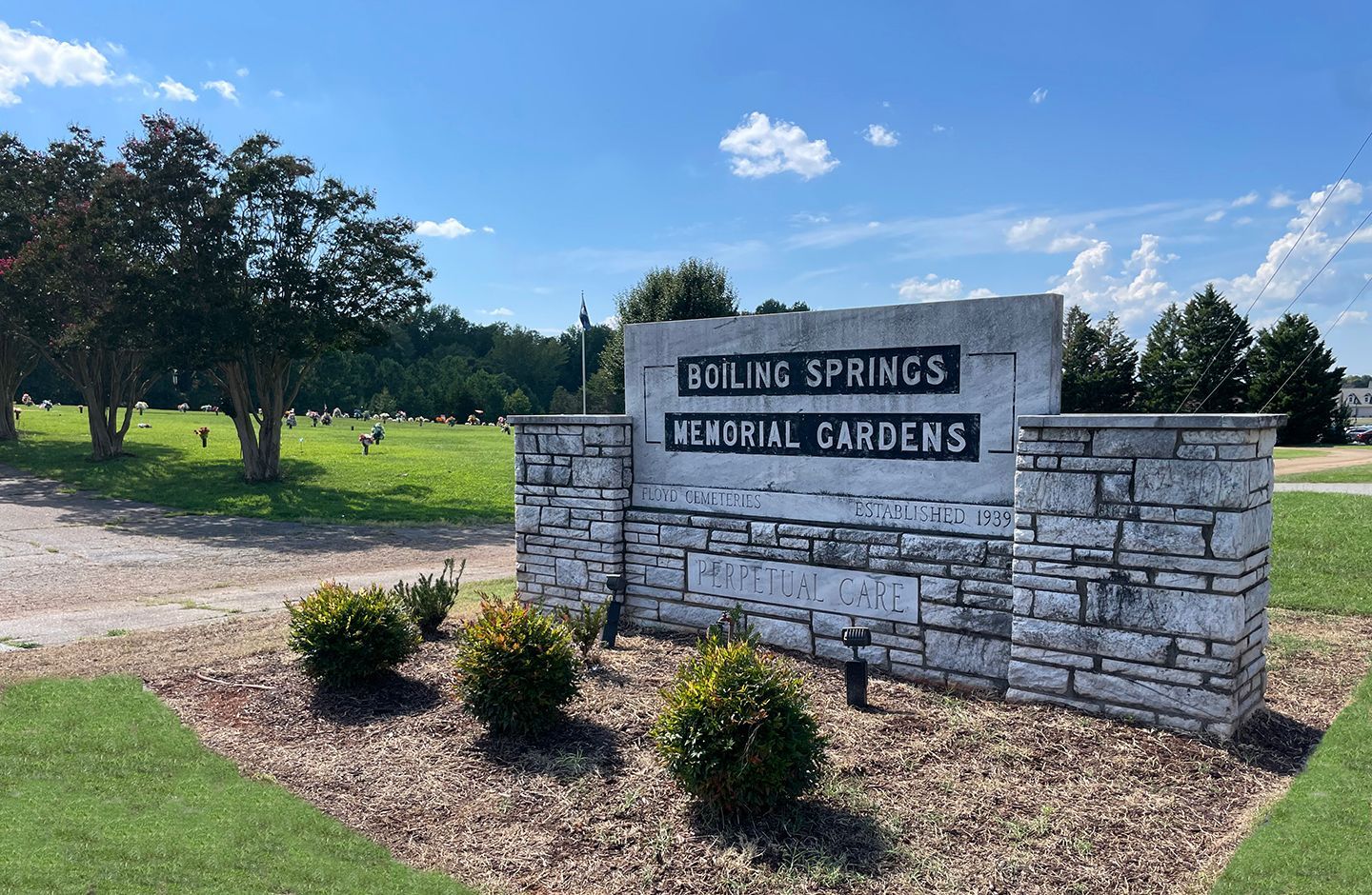 Boiling Springs Memorial Gardens The J.F. Floyd Mortuary