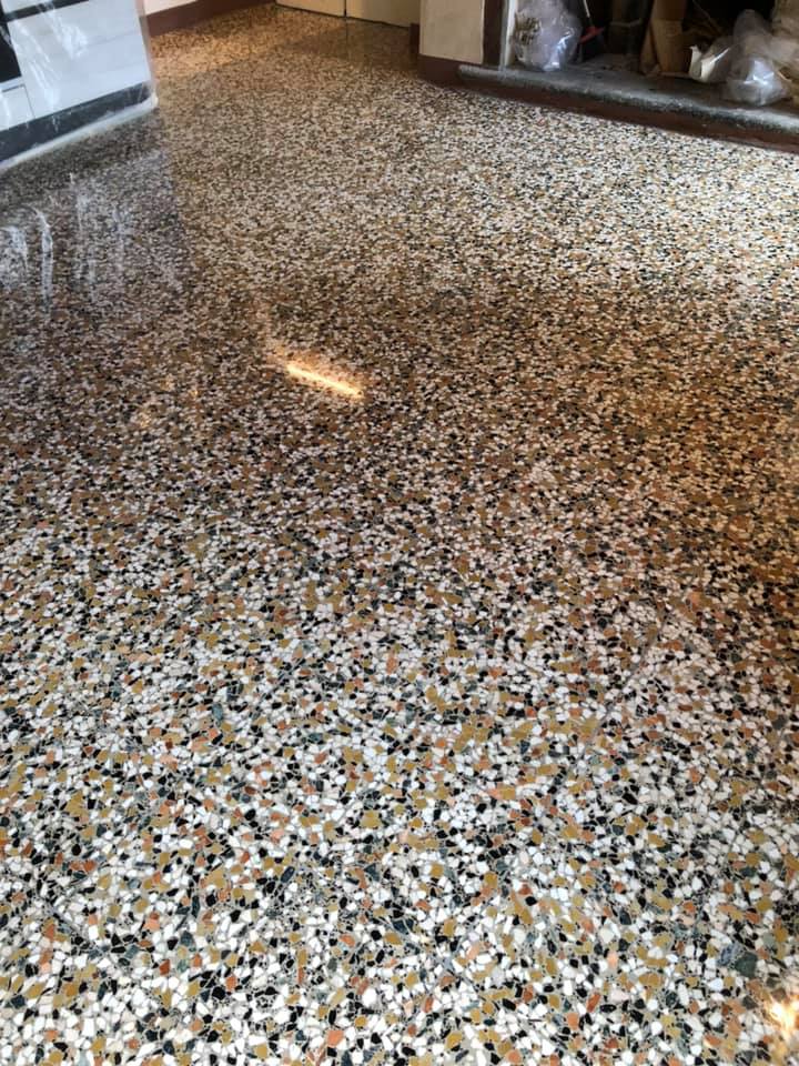 lavaggio pavimenti 2